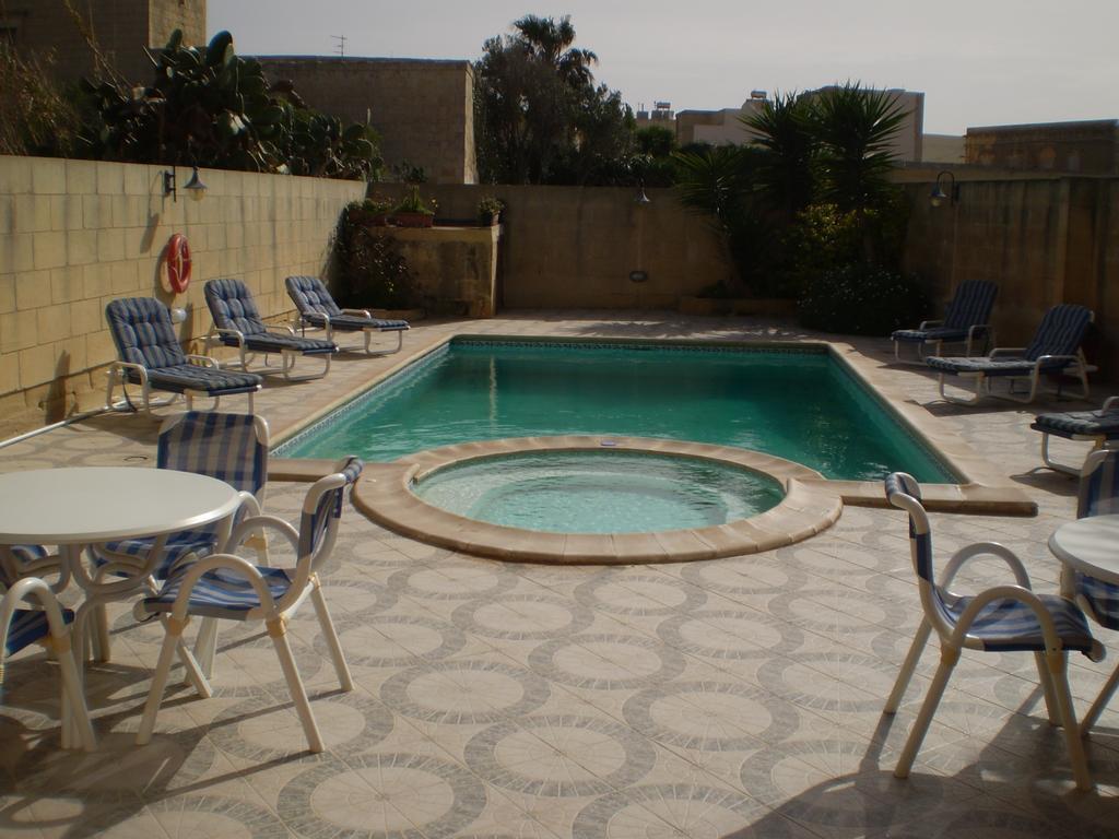Ta'Karmni Farmhouse B&B Country house