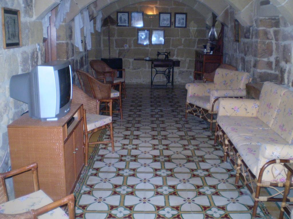 Ta'Karmni Farmhouse B&B Country house